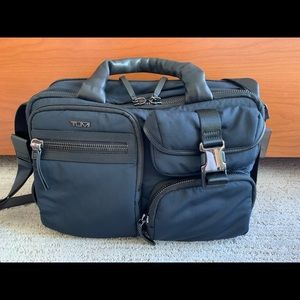 Perfect travel bag, laptop + travel essentials